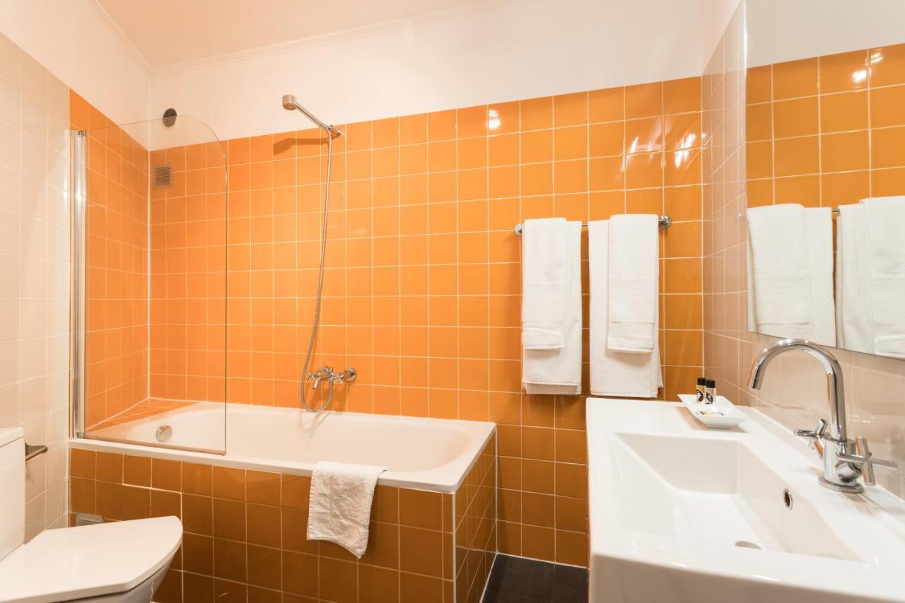 Downtown - Chiado & Me Apartment Lisbon Luaran gambar